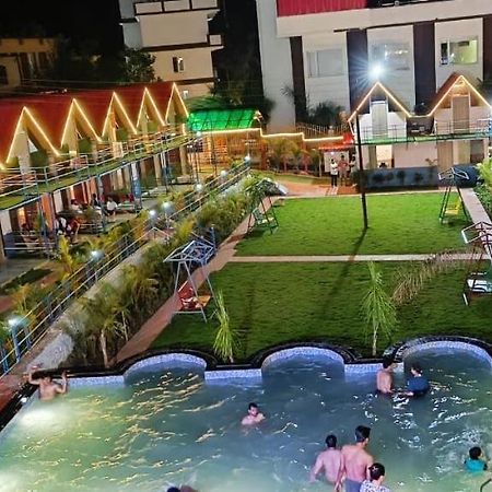 Divine Ganga Resort Risikés Kültér fotó